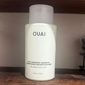 OUAI Anti-Dandruff Shampoo -